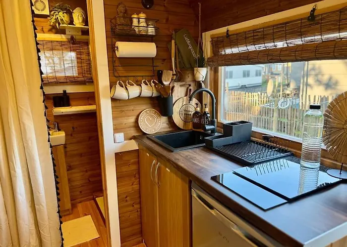 Romantische Zweisamkeit - Direkt Am * Dessau-Rosslau